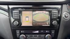 Nissan Qashqai 1.3 DiG-T N-Connecta 5dr [Glass Roof Pack] Petrol Hatchback